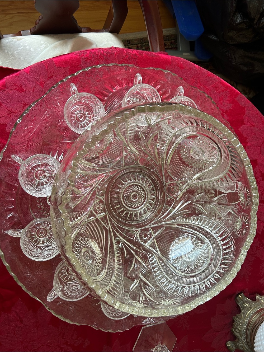 Clear Glass Punch Bowl and Matching Cups Set - Elegant Serveware - Picture 4 of 4